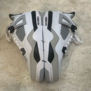 Jordan 4 Military Black